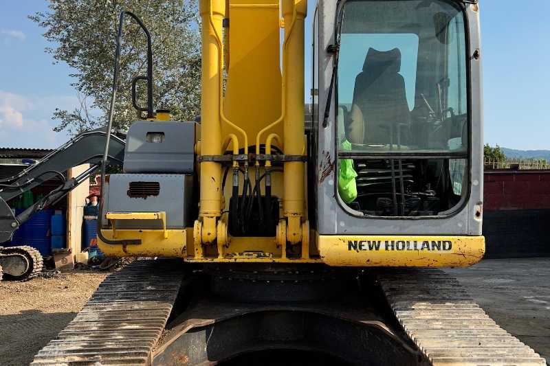 OmecoHub - Immagine NEW HOLLAND E245B